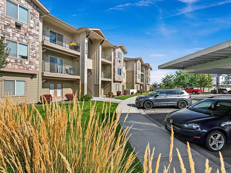 Aspen Creek Apartments — Photo 55