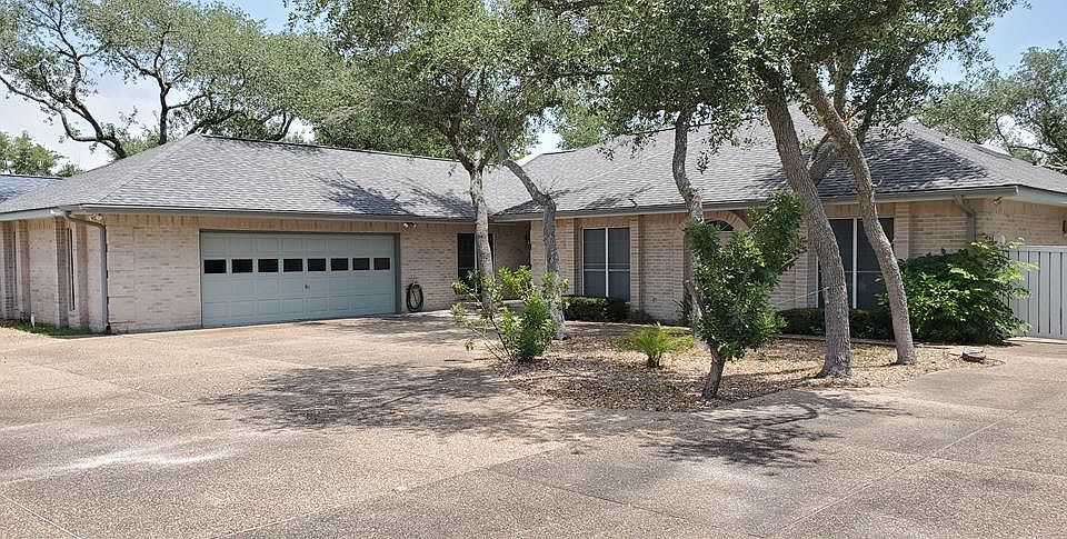 1st image of 2005 Baywood Dr