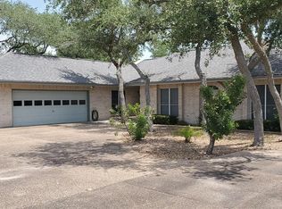 2005 Baywood Dr, Rockport, TX 78382