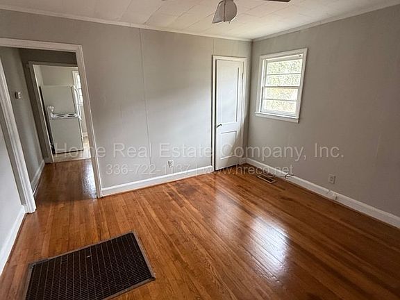 4th image of 1505 Williamson St