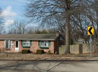 2703 Clager Rd, Saint Louis, MO 63125