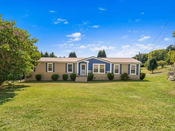 1343 Jim Fain Rd, Sevierville, TN 37876