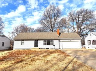 2608 S Westport Rd, Independence, MO 64052