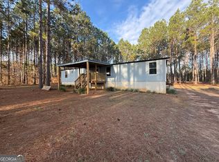 1541 Landings Cir, East Dublin, GA 31027