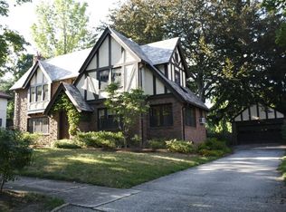 16 Rittenhouse Rd, Worcester, MA 01602