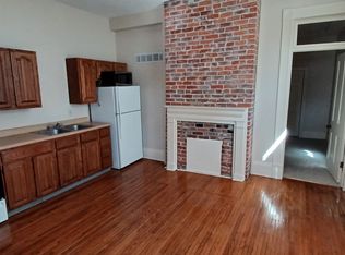 2926 P St APT 1, Lincoln, NE 68503