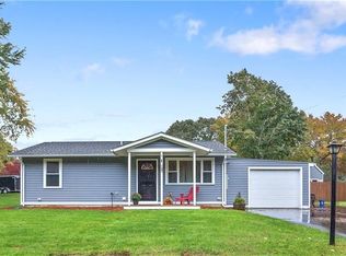 34 Douglas Cir, Smithfield, RI 02828
