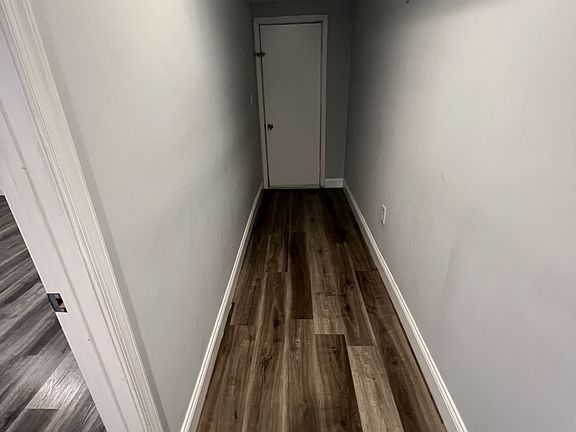 4th image of 911 N Calvert St APT B