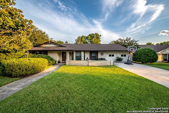 1st image of 614 Fawndale Ln