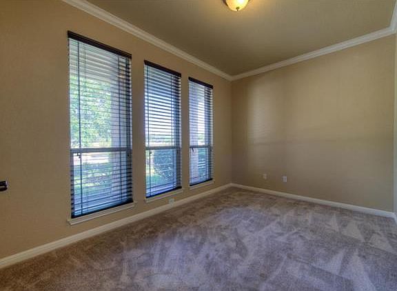 4th image of 201 Purtis Creek Ln