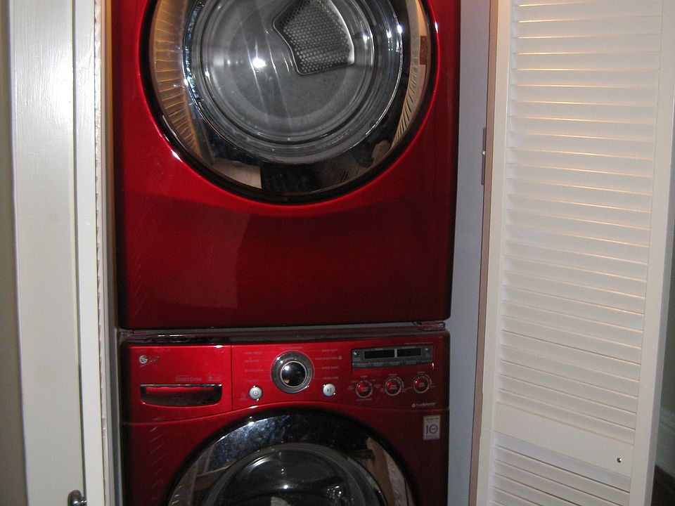 2nd image of 2405 Floyd Ave