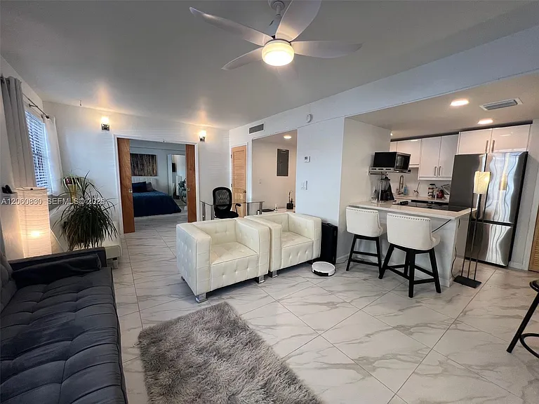 1390 Ocean Dr #101 — Photo 10