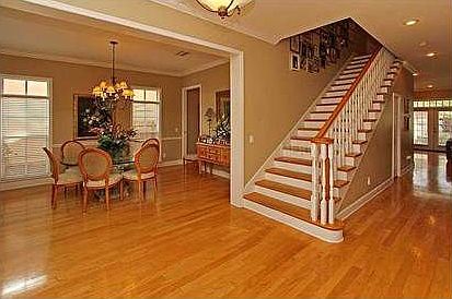 2nd image of 3233 W Lawn Ave