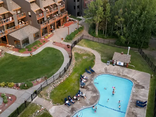 109 Bridge Run Ln #A, Tofte, MN 55615
