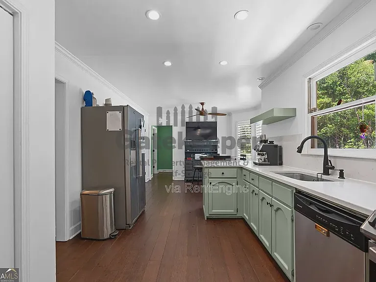 170 Pendleton Trl — Photo 12