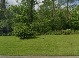 123 River Highlands Dr, Saint Amant, LA 70774