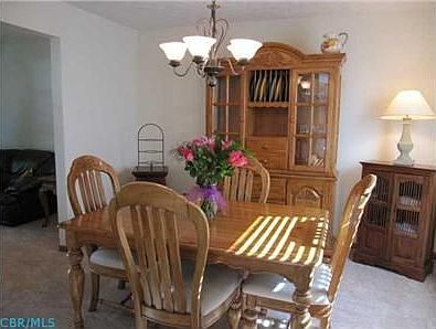 4th image of 923 Hartney Dr