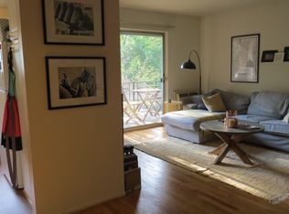 1129 N Center St APT 203, Royal Oak, MI