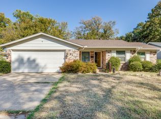 2217 Hackberry Dr, Arlington, TX 76013