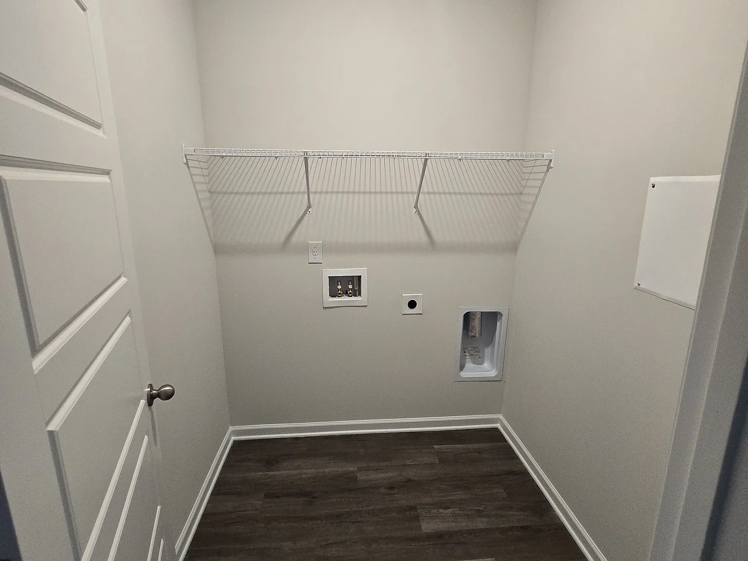 3 bed, 1713 sqft, $2,195 — Photo 3