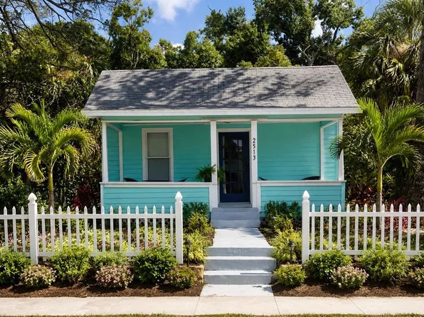 2513 8TH AVENUE W, BRADENTON, FL 34205