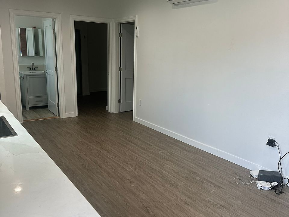 1st image of 277 East Ave #A