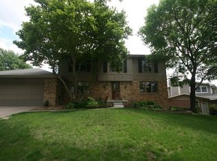 2330 S 75th St, Lincoln, NE 68506