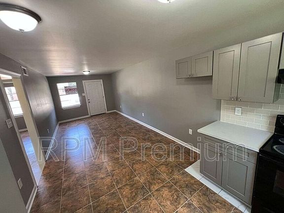 5th image of 5057 Baker Blvd #B