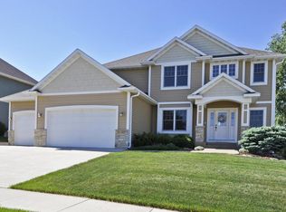 1532 Redwood Ln SW, Rochester, MN 55902