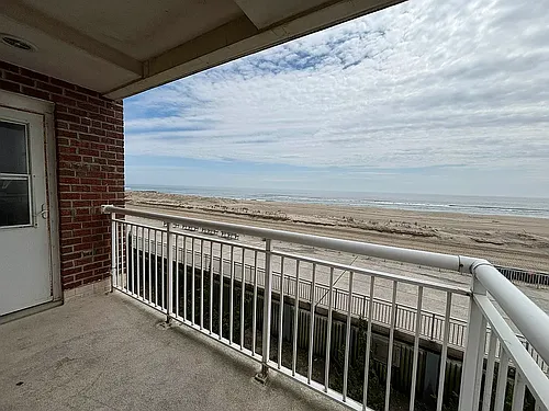 123-10 Ocean Promenade #3J Photo 1