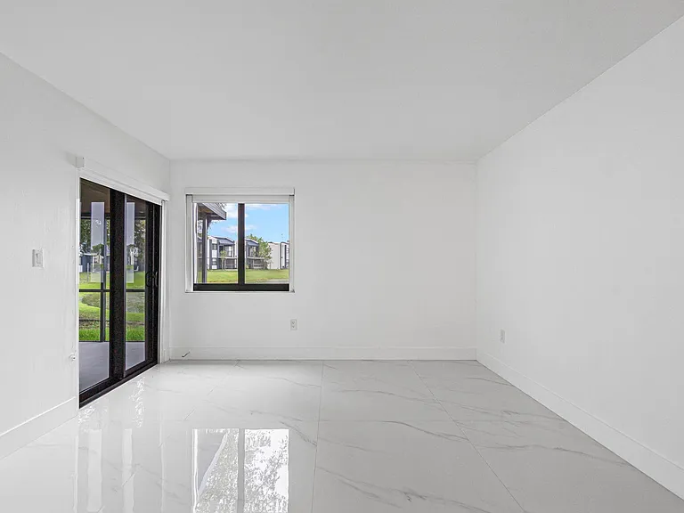 510 W Park Dr #104-3 — Photo 14
