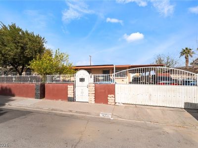 4356 Avondale Ave, Las Vegas, NV, 89121