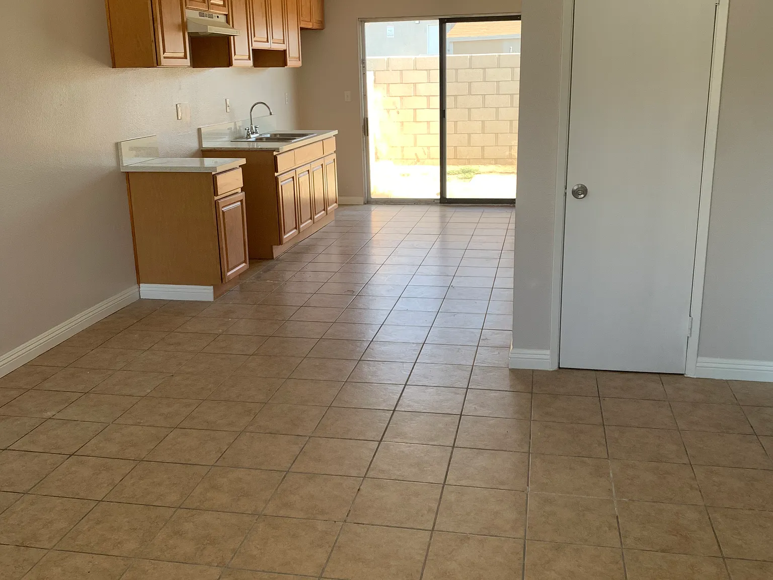 15868 Tuscola Rd — Photo 2