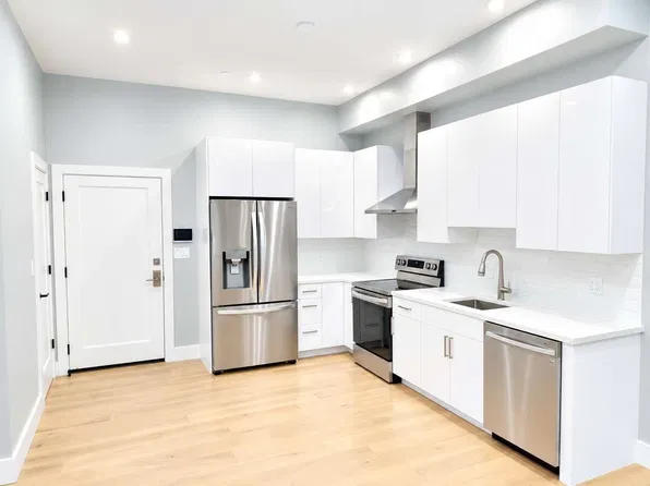 60 Cross St E APT 211, Somerville, MA 02145