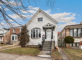 5722 W Grover St, Chicago, IL 60630