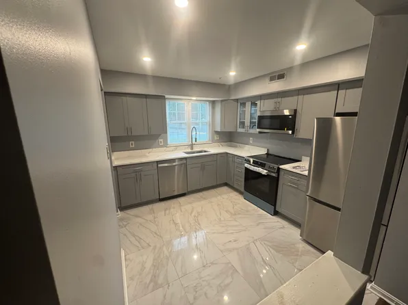 904 Dunloring Ct, Upper Marlboro, MD 20774
