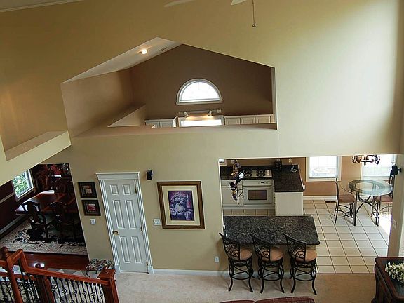 2nd image of 4919 Heath Gate Dr
