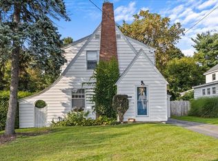 30 Proctor Ave, South Burlington, VT 05403