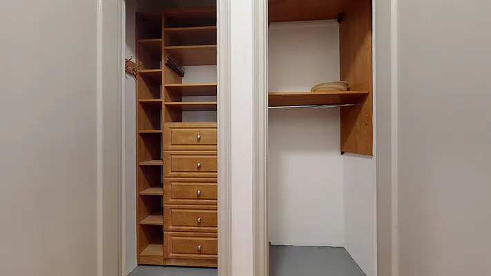 Rented by Bond New York | media 15