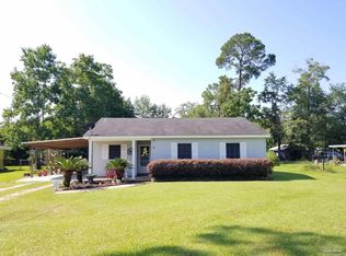 104 Cloverdale Rd, Atmore, AL 36502
