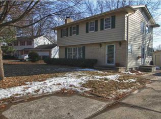 6620 College Ave, Windsor Heights, IA 50324