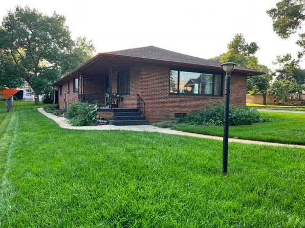 1120 Lincoln St, Wayne, NE 68787