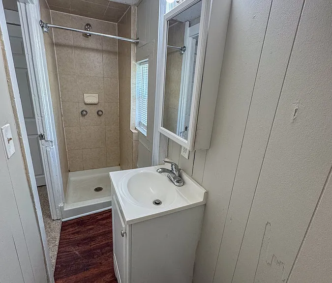 1121 Broadway Ave NW #2 — Photo 26