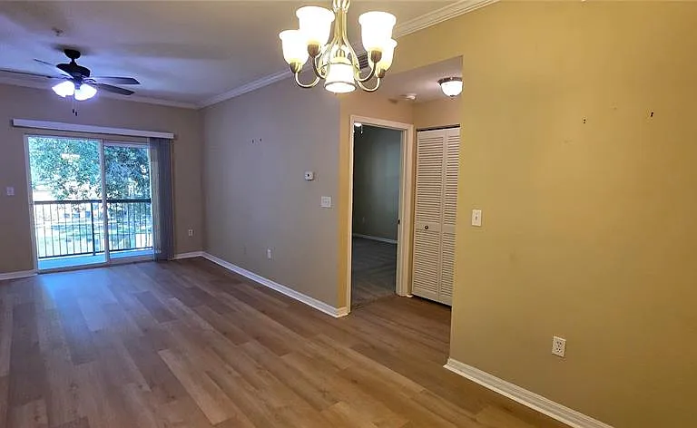 5618 Pinnacle Heights Cir #211 — Photo 10