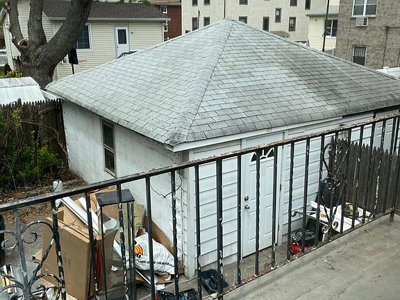 5th image of 1161 Vincent Ave Floor 2