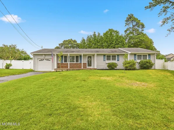 304 Mainsail Court, Forked River, NJ 08731
