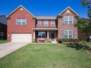 1018 Lacebark Ln, Hendersonville, TN 37075