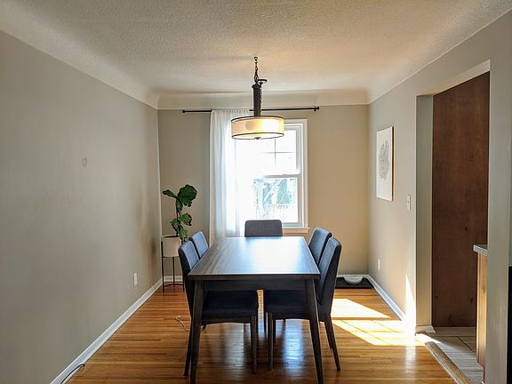 5th image of 1277 Charlton St