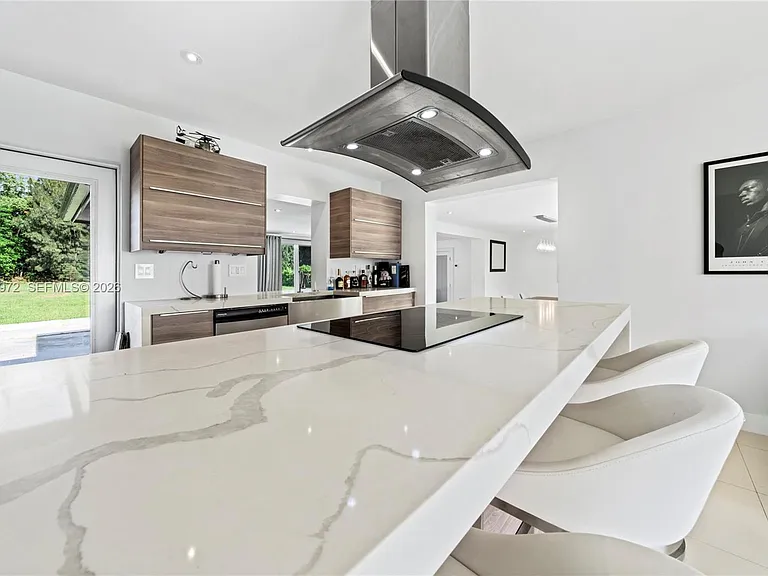 217 E Acre Dr — Photo 11