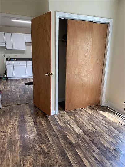 204 Grand Avenue — Photo 3